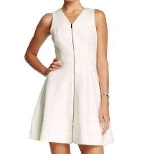 Vince Camuto Size 6 Dress